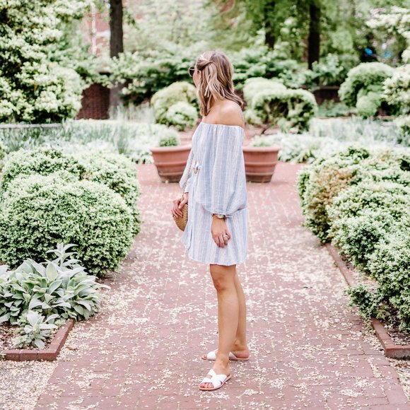 Chicwish Off the Shoulder Dress - Picture 3 of 5